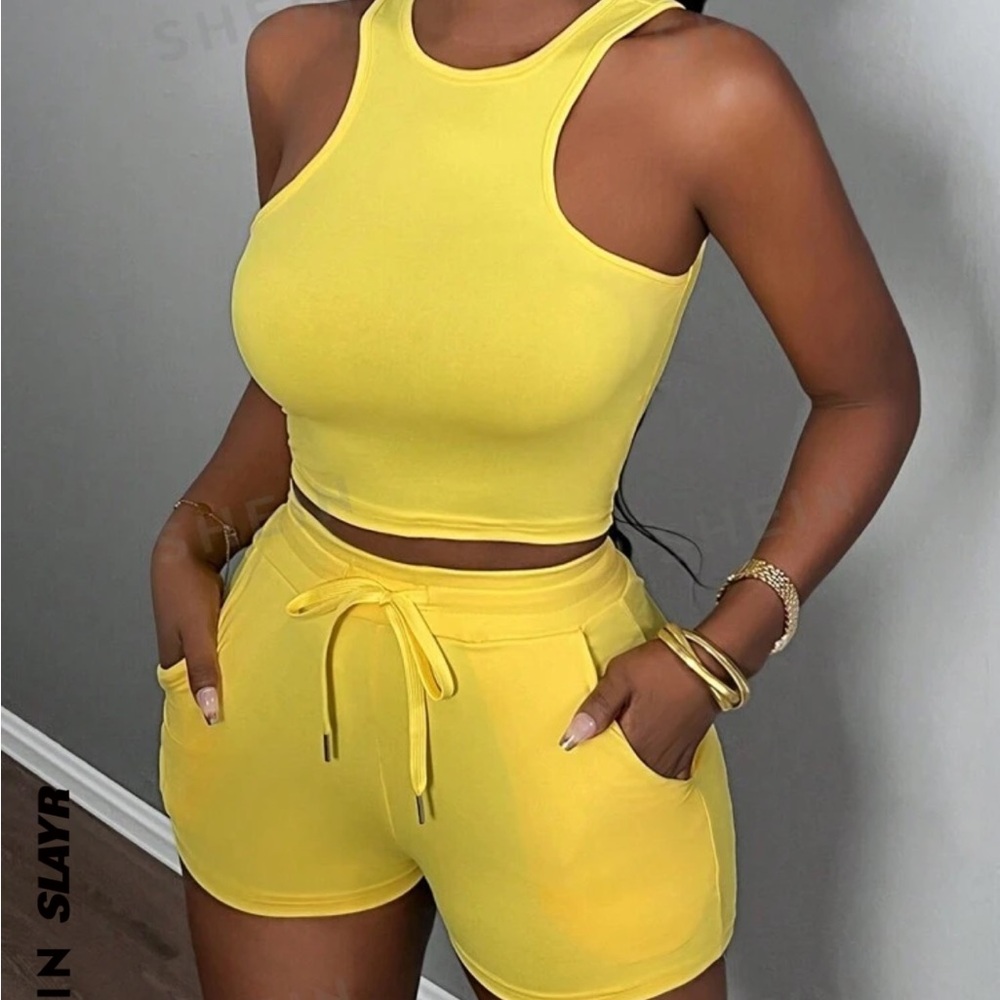 SHEIN summer causal yellow short and tank top set size6(M)
